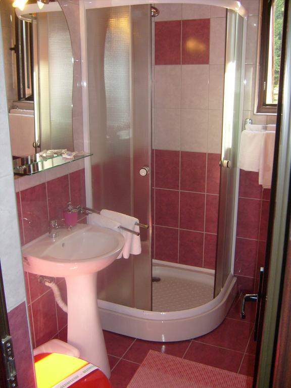 Hotel Pensiunea Speranta Sovata Habitación foto
